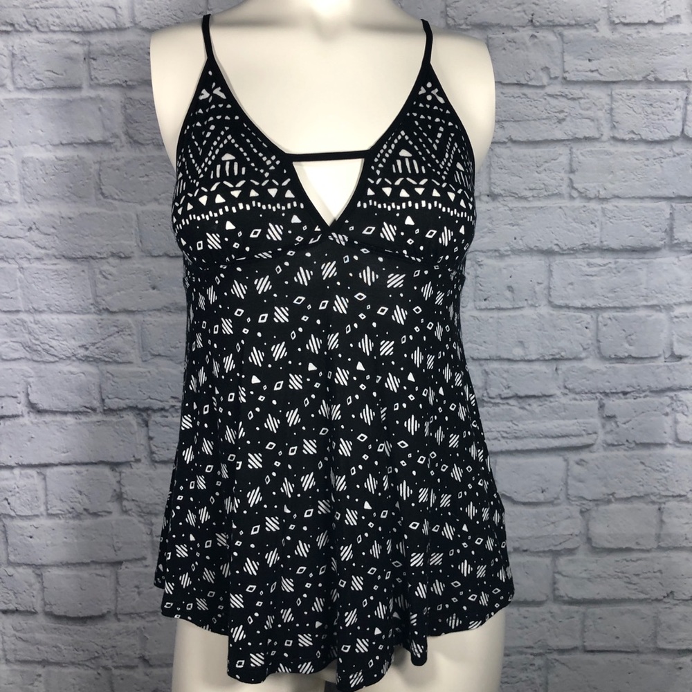 UO Abstract Print Tank